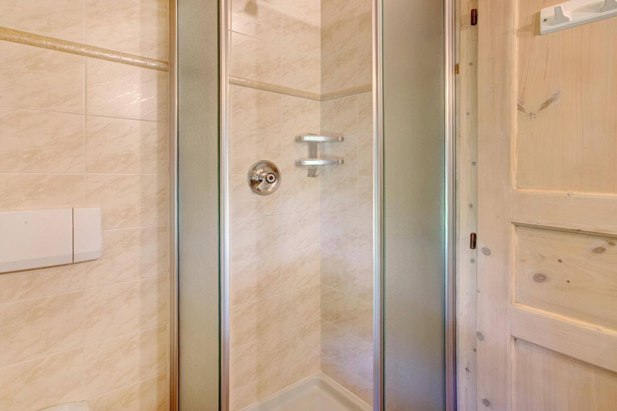 Lorenza 3 Baite Giotto Apartment *